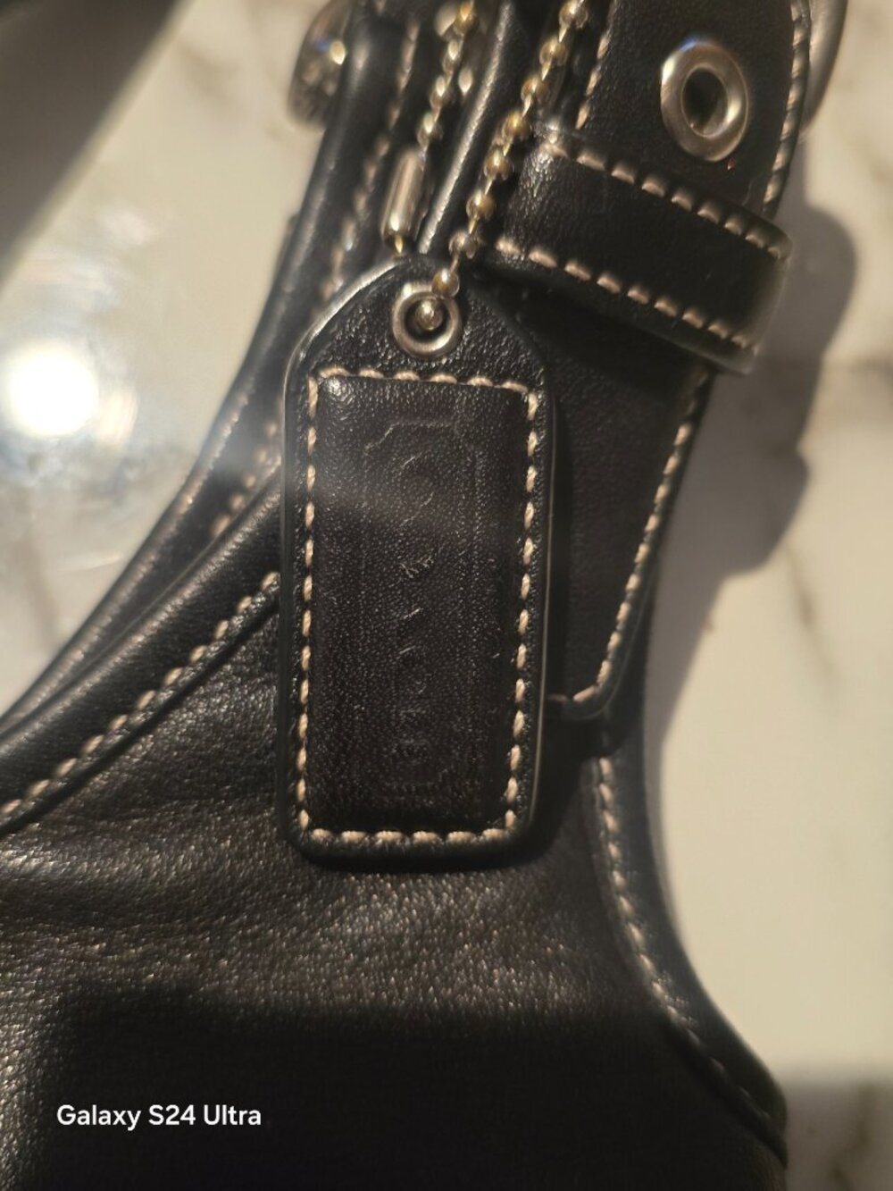 vintage Coach Soho Hobo bag in black leather - Picture 5 of 7